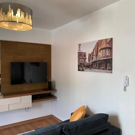 Apartamento Completo 2 Quartos Com Ac Em Blumenau A 10Min Vila Germanica, Tv A Cabo E Premiere, Ideal Para Familia, Facil Acesso Para Pomerode Exterior foto