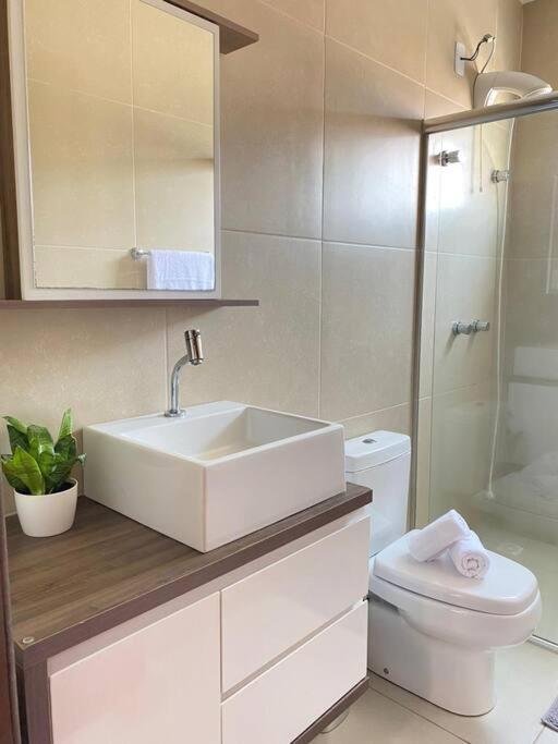 Completo 2 Quartos Com Ac Em A 10min Germanica, Tv A Cabo E Premiere, Ideal Familia, Facil Acesso Pomerode Apartamento Blumenau